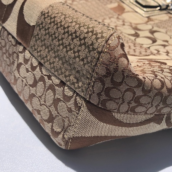 Authentic Coach Gold Tote - Picture 10 of 11